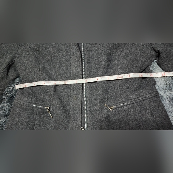 Fitted Blazer - Picture 4 of 6